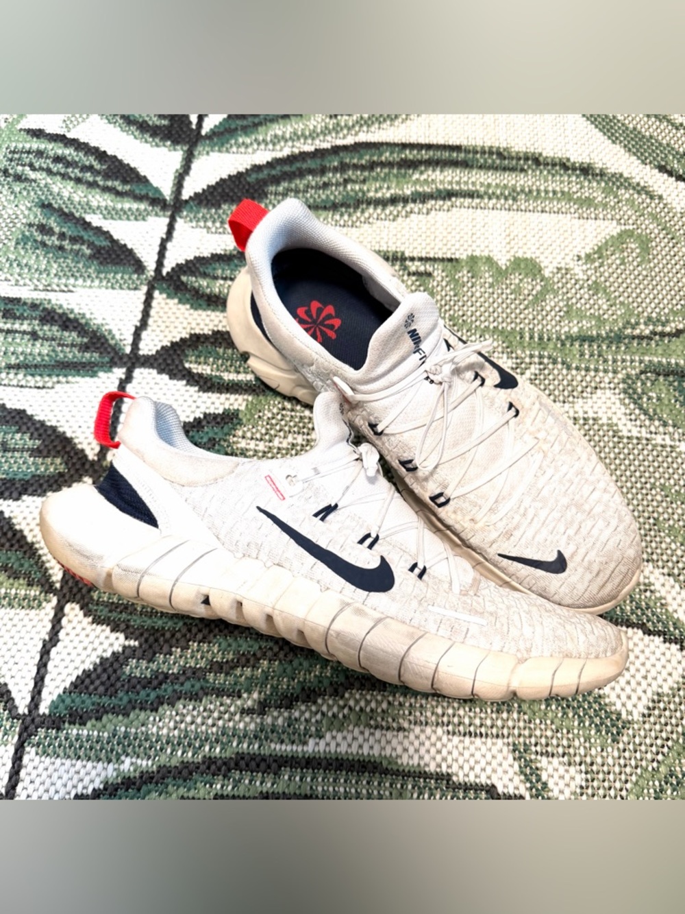 Nike Free Run 5.0 Men’s White Athletic Shoes Sneakers Size 11